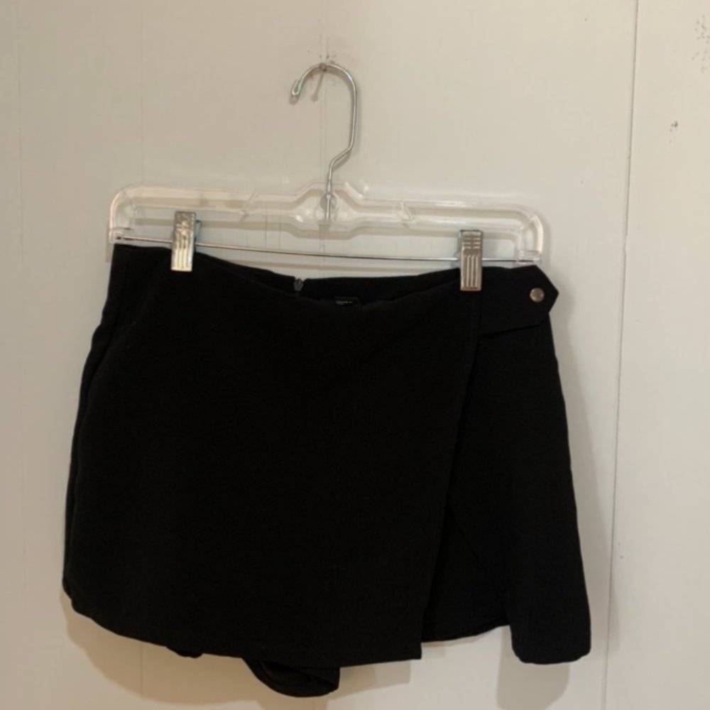 Forever21 Black Skort